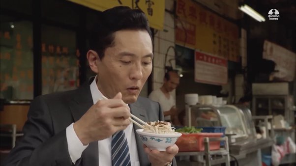 먹방으로 유명한 일본 아저씨.JPG13