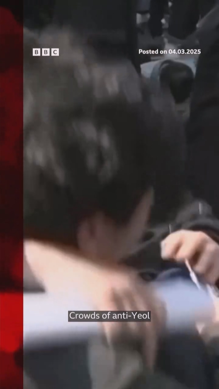 CNN과 BBC 비교하니 BBC 이 개........2