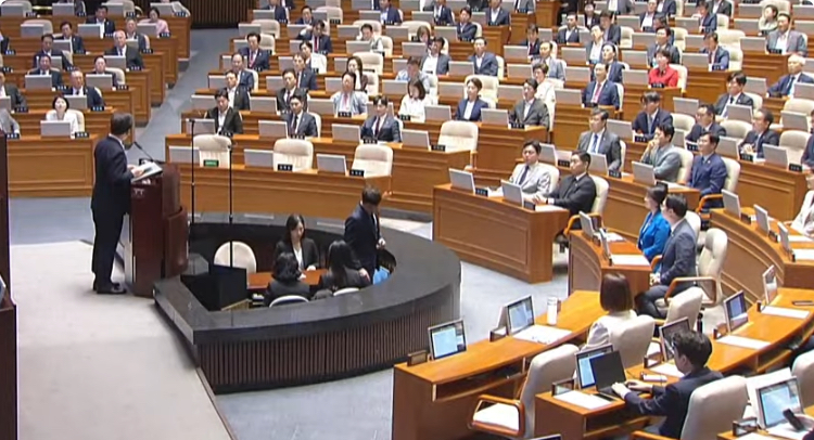 오늘자 대통령 시정연설 이준석 근황ㅋㅋㅋ2