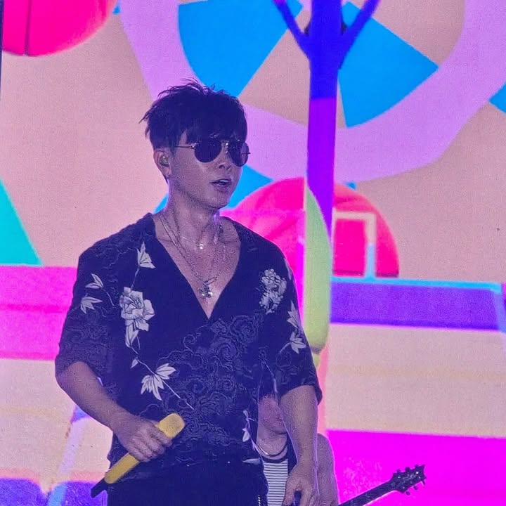 가수 이승환 근육질 몸매1