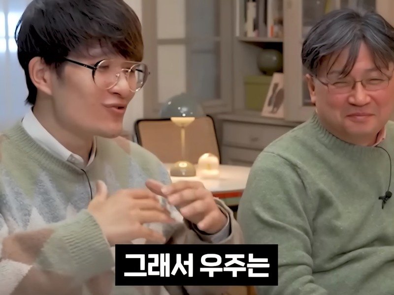 의외로 지구평평설과 다를 바 없다는 가설.jpg26