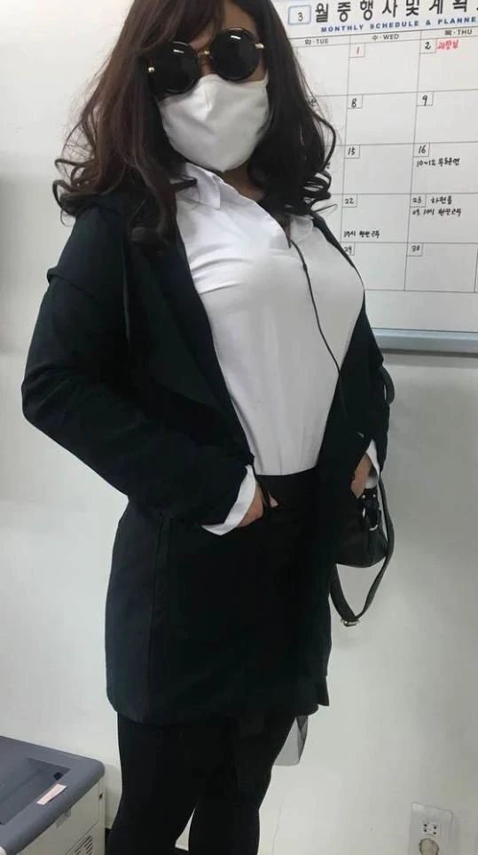 ㅁr약사범을 잡은 빅찌찌 여경1