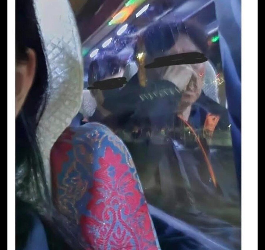 버스에서 수치스러웠던 여자2