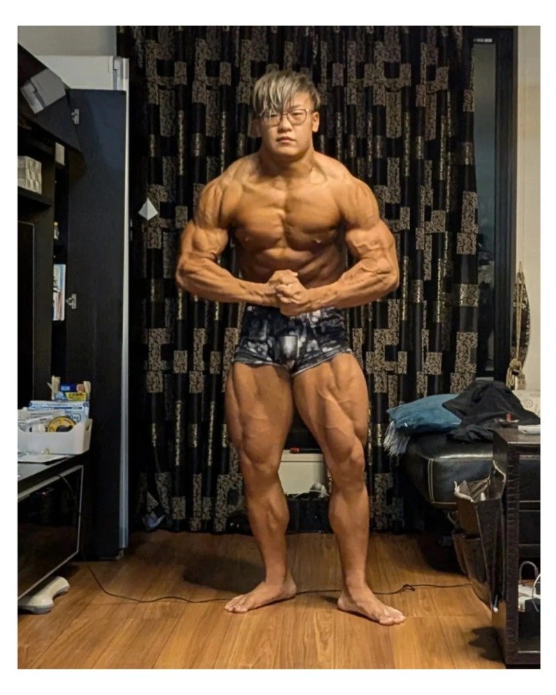 06년생이라는 원펀맨작가 무라타의 아들 최신 근황2