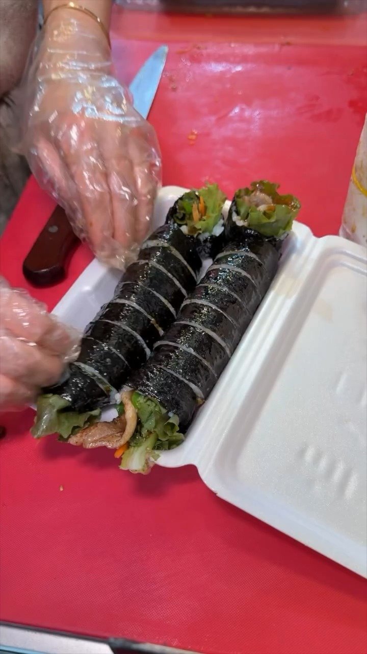 부산 어느 정육식당에서 판매한다는 삼겹살 김밥16