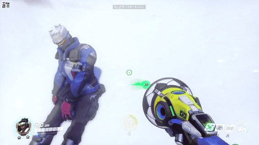 킥 연습 하는 루시우.gif1