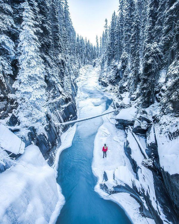 캐나다 국립공원 겨울 풍경.jpg1
