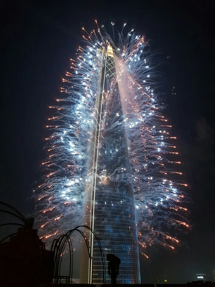 오늘자 불꽃축제1