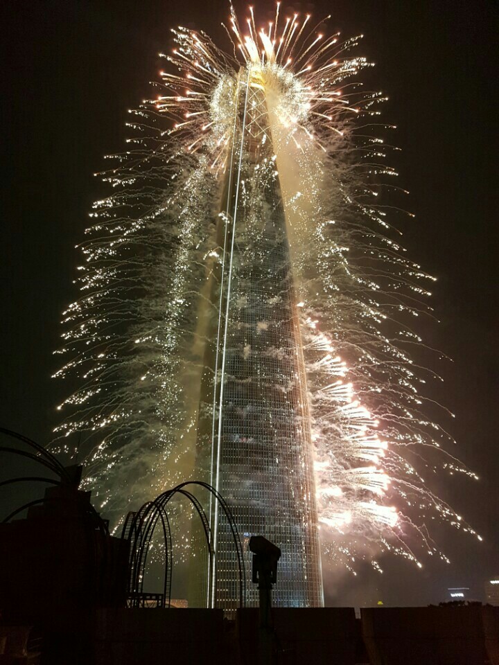 오늘자 불꽃축제3