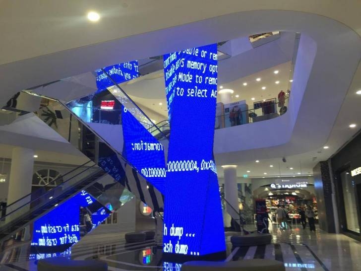 백화점 조형 예술품.jpg1