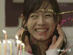 손예진 눈웃음 모음.gif13