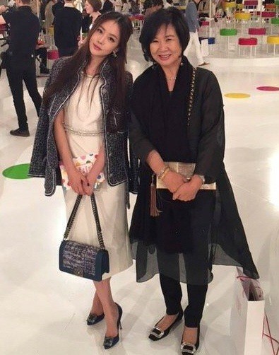 손혜원 의원님 조카라네유.. ㄷㄷㄷ.ㅊㅈ1