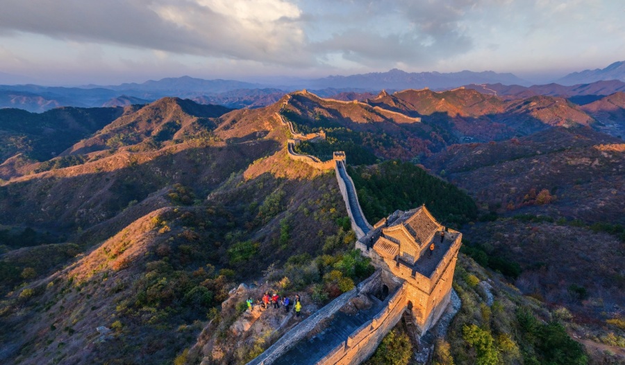 공중에서 본 만리장성. jpg1