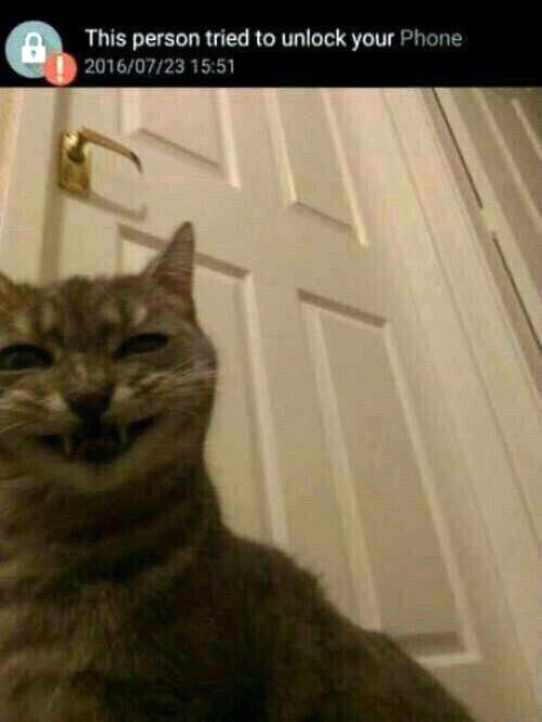 경고: 이 사람이 당신의 휴대전화의 잠금 해제를 시도하였습니다..1