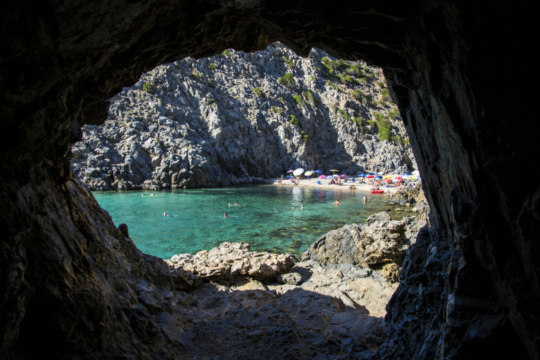 인적드문 이태리 해변.jpg4