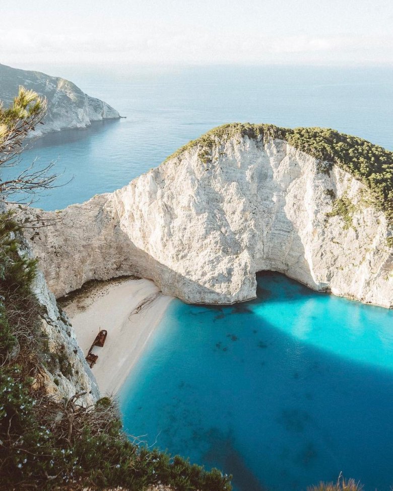 시원해보이는 그리스 해변.jpg1