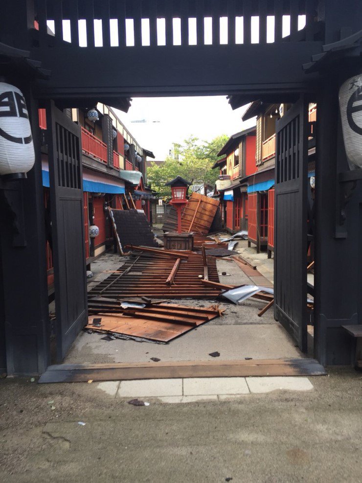 후방)닌자마을 태풍 대참사.jpg1