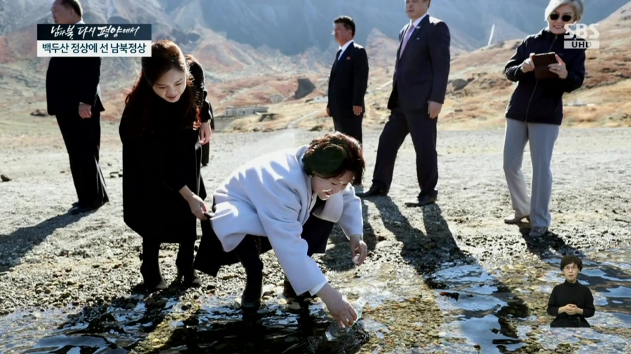 이설주 세심한 배려.jpg2