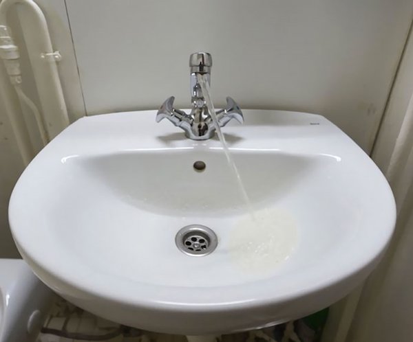 무중력 상태로 보이는 현상들4