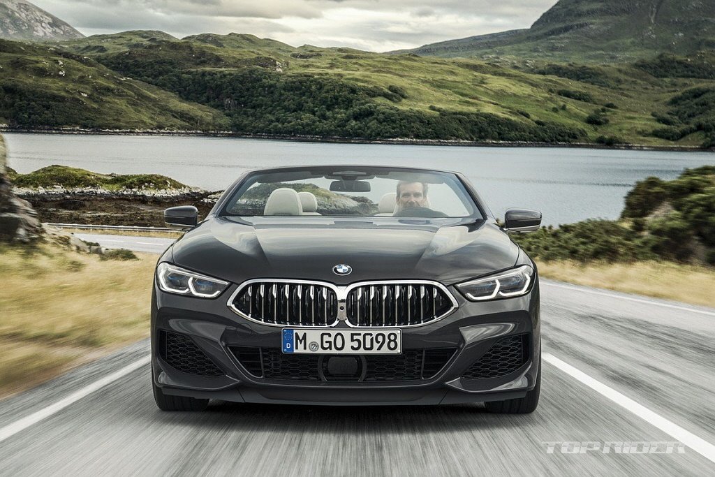 BMW 8시리즈 컨버터블.jpg3