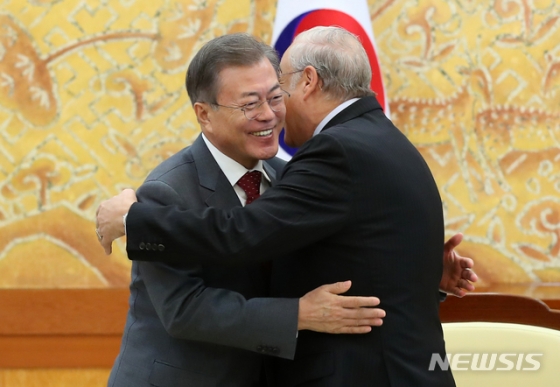 문대통령이 또 해냈다!!!1