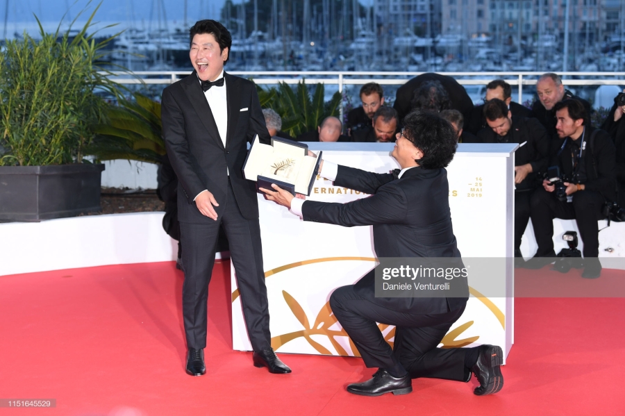 봉준호 수상 기념촬영.jpg2