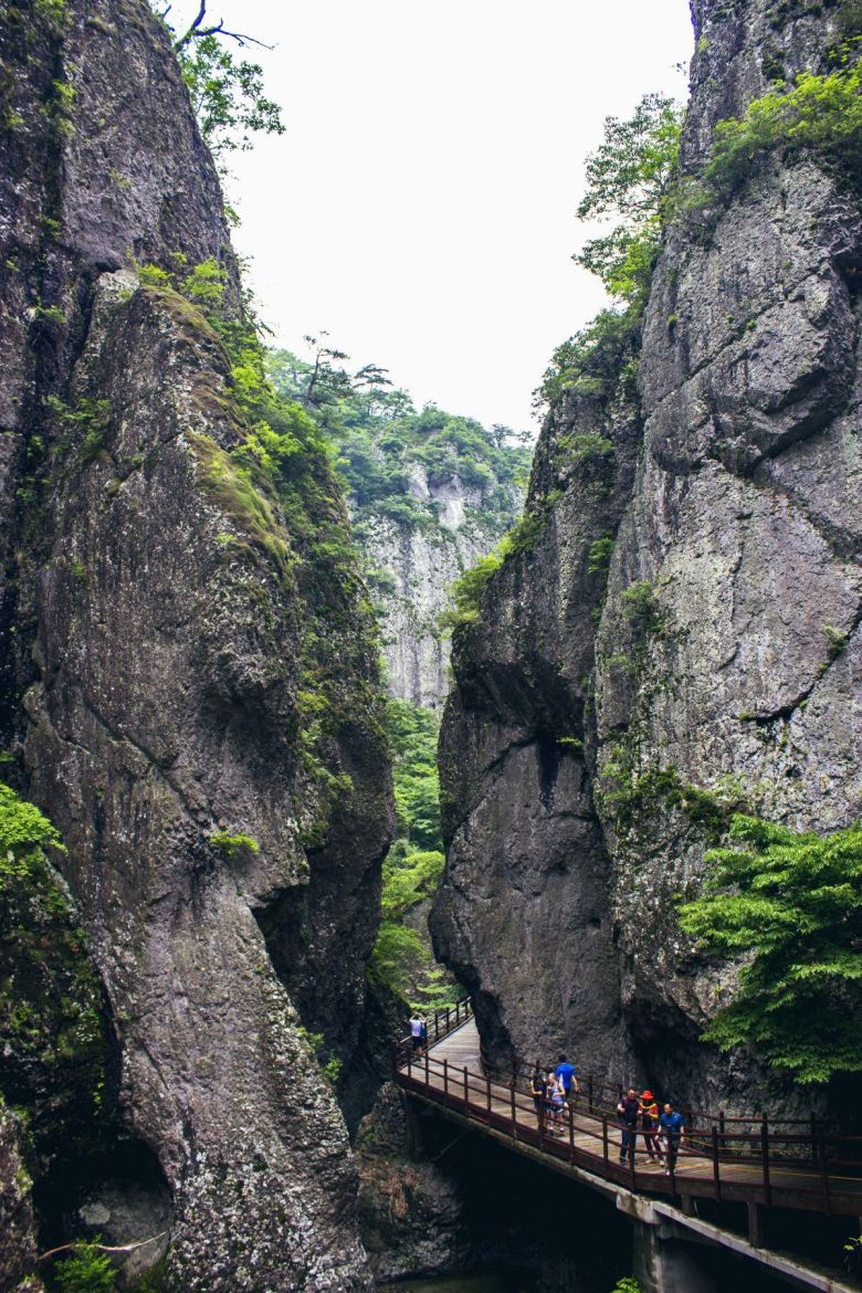 한국의 가장 이국적이고 멋있는 산 탑52