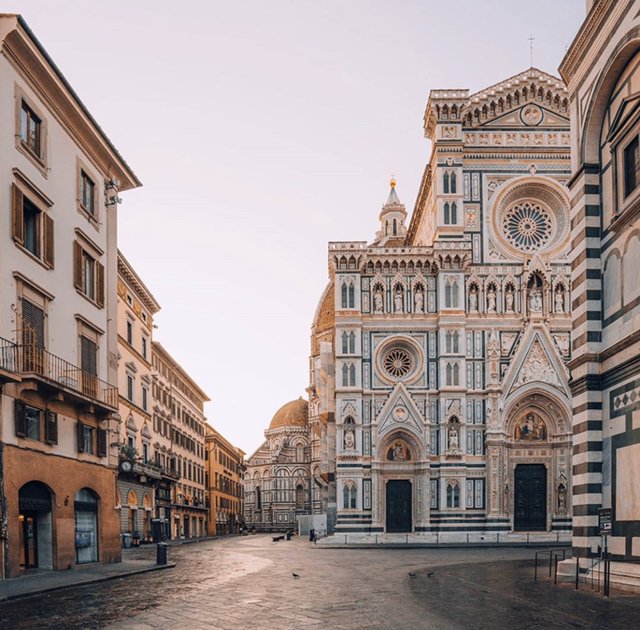 아이러니하게 아름다운 텅 빈 이탈리아1
