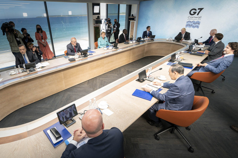 문프의 여유.KOR9